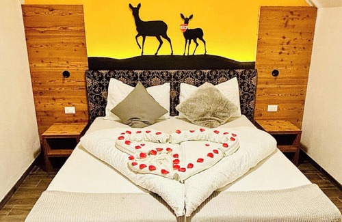 Ranzo Bed & Breakfast | Chalet Torcel rent a room