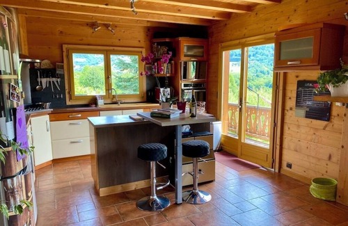 Burdignin Ski Chalet | Chalet traditionnel avec vue exceptionnelle