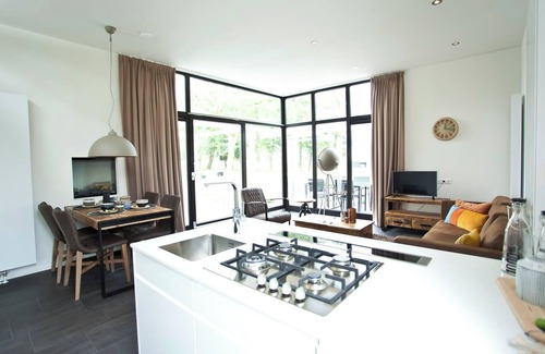 Halfweg House | Chalet with 2 bedrooms and a terrace