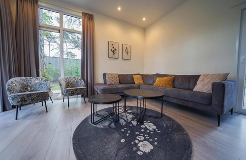 Otterlo House | Chalet with 2 bedrooms and a terrace