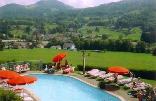 Le Thillot Ski Chalet | Chalet with dishwasher, Hautes-Vosges