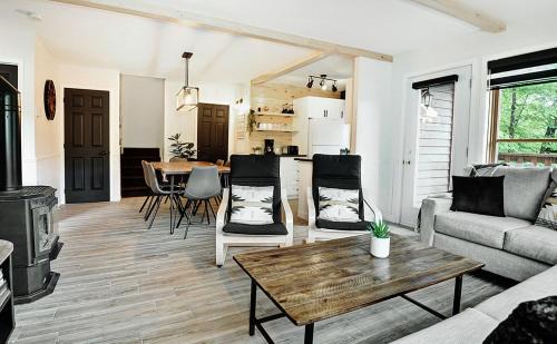 Stoneham Ski Chalet | Chalets Alpins -09 Chemin Alpin
