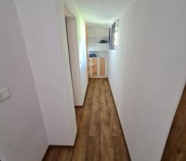 Jermanice House | Chaloupka MMmm