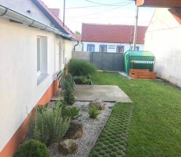 Hlohovec Apartment | Chalupa na Lípové v Hlohovci