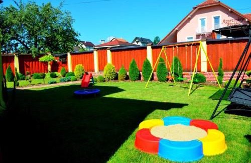 Liptovske Sliace Ski Chalet | Chalupa Riviéra - Liptov, Bešeňová
