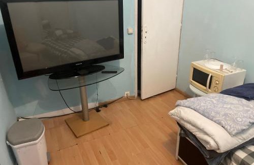 La Celle-sous-Gouzon House | Chambre avec parking privé
