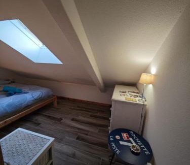 Les Claux Bed & Breakfast | Chambre d'hôte à proximité des pistes et départ de randonnées