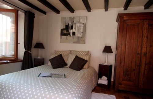 Roches Bed & Breakfast | Chambre D'hôte Dans un Domaine Avec Étangs de Pêche et Espace Bien-être