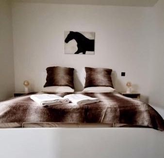 Mandres Bed & Breakfast | Chambre d'hôtes au Haras d'Agathe et ses princes