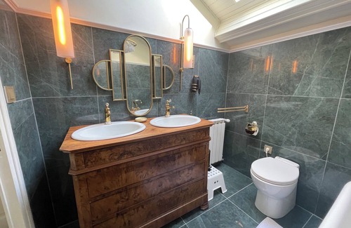 Rosieres Bed & Breakfast | Chambre D'hôtes la Bastide