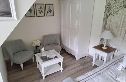 Beaucourt-sur-l'Ancre Bed & Breakfast | CHAMBRE D'HOTES 2 à LA CAMPAGNE DANS UN CADRE VERDOYANT