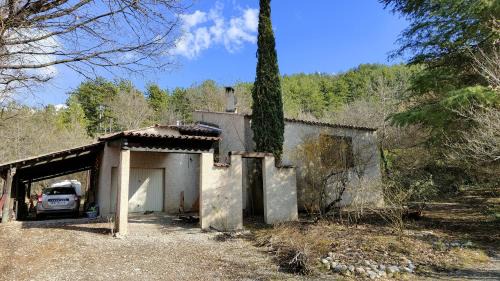 Le Chaffaut-Saint-Jurson House | Chambre dans villa