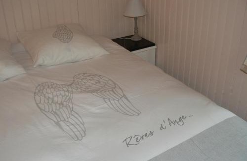 Sampigny Bed & Breakfast | chambre insolite dans un chalet