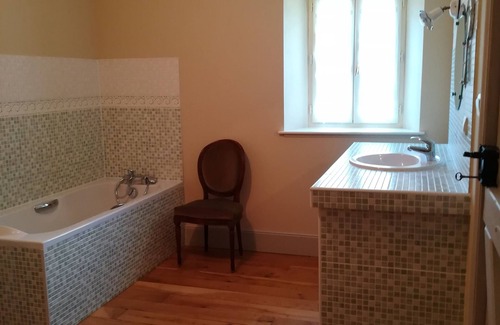 Bruniquel Bed & Breakfast | Chambre La Vie Est Belle, à Bruniquel