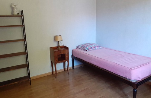 Varilhes Bed & Breakfast | Chambre Lumineuse Dans Maison Familiale Calme