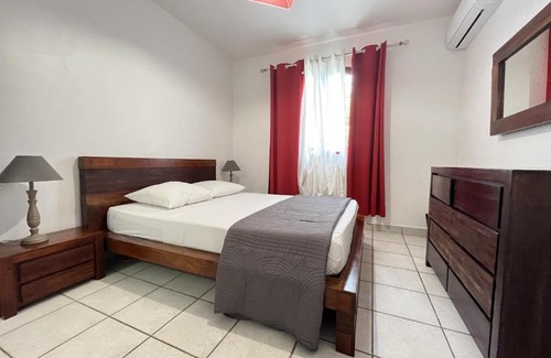 Sainte-Anne House | Chambres d'hôtes à la Villa Lyse