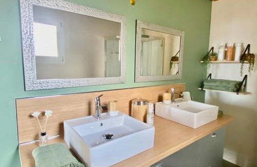 Barbaggio Bed & Breakfast | Chambres d’hôtes A Casa Di Marigaby