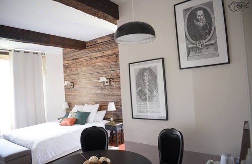 Auch Bed & Breakfast | Chambres d'hôtes A Clairefontaine