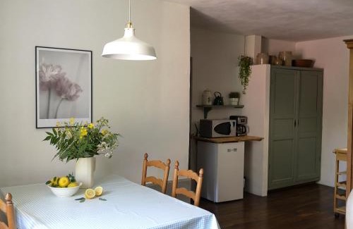 Gannay-sur-Loire Bed & Breakfast | Chambres d'Hôtes Domaine du Bourg