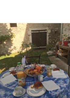 Ceyzerieu Bed & Breakfast | Chambres d'hôtes des Deux Lacs
