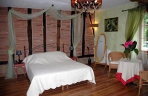 Saint-Thomas Bed & Breakfast | Chambres d'hôtes Les Douves