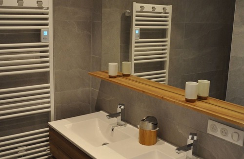 Malbosc Bed & Breakfast | Chambres D'hôtes Sous L'olivier