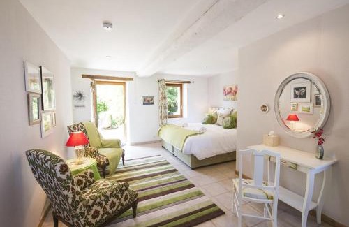 Soudan Bed & Breakfast | Chambres d'Hotes - La Marmoire