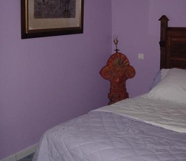 Vezinnes Bed & Breakfast | Chambres et table d'hôtes Saint Nicolas, maisonnettes individuelles dans propriété privée