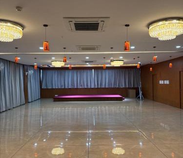 Palsana Hotel | Chamunda Hotel