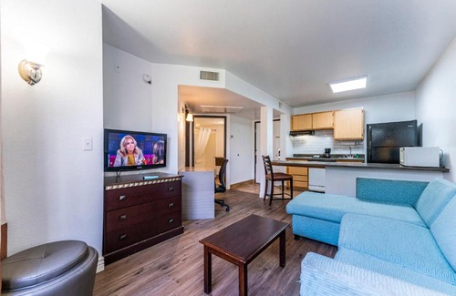Chandler Apartment | Chandler 1 bd 1 ba Unrenovated apartment