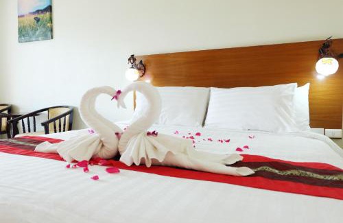Chai Nat Hotel | Chaophayathara Riverside Hotel