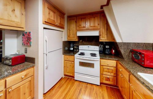 Tahoe Woods House | Chapel Grove
