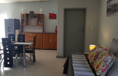 Montana Park Cottage | Chapter One Overnight Cottage is a spacious and private self-catering cottage