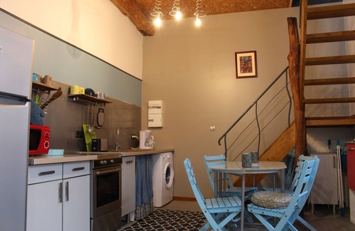 Charbonnieres-les-Vieilles House | Character property