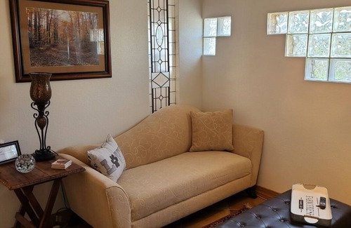 Los Ranchos de Albuquerque House | Charming three room casita in the heart of Los Ranchos de ABQ - Pets Welcome