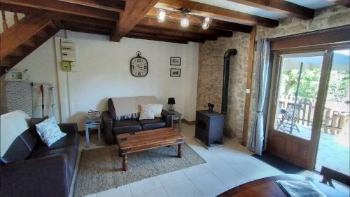 Piegut-Pluviers House | Character 2 bed cottage within walking distance of bar/restaurants