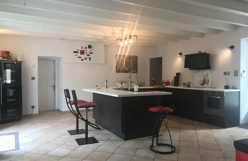 La Chapelle-sur-Erdre House | Character house with Jacuzzi near Nantes