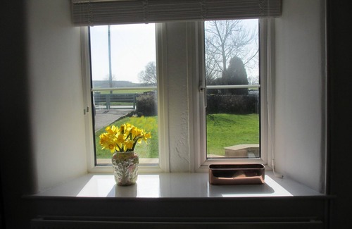 Newton Grange Cottage | Characterful , pet friendly cottage ,sleeps 4 ,stunning views ,village location.