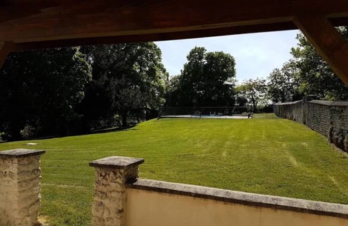 Montboyer House | Charente Charme 4 bedroom gite with heated pool