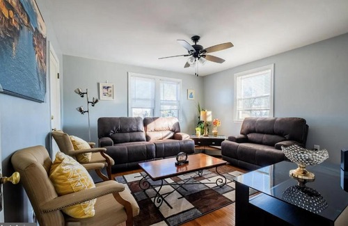 Woodlawn Apartment | Charing Cross Property