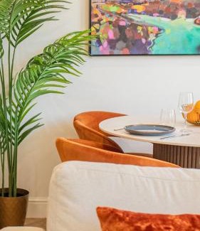 Salisbury Apartment | Charles Hope Salisbury Centre