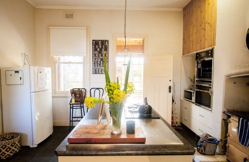 Mathoura House | Charleston House - Conversion of the charming Mathoura Pub in a group