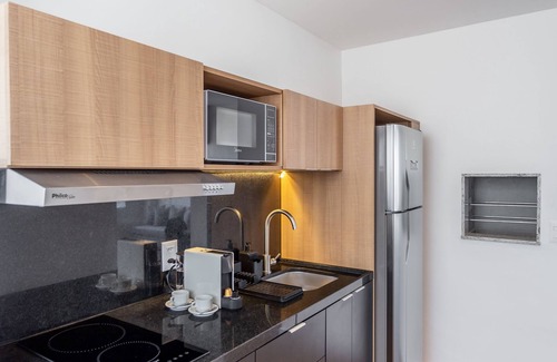 Partenon Apartment | Charlie Connect PUC