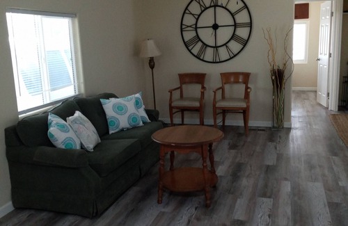 Tucson House | Charm remodeled 2b 2b with 2/p space only 7 minutes from down town