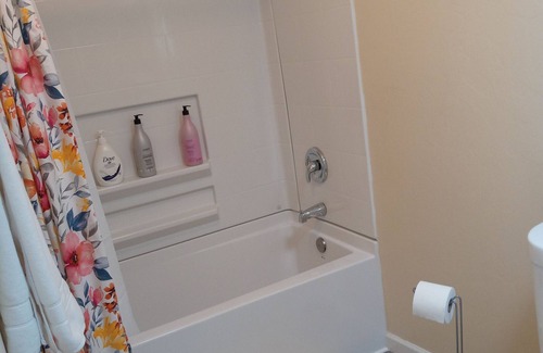 Tucson House | Charm remodeled 2b 2b with 2/p space only 7 minutes from down town