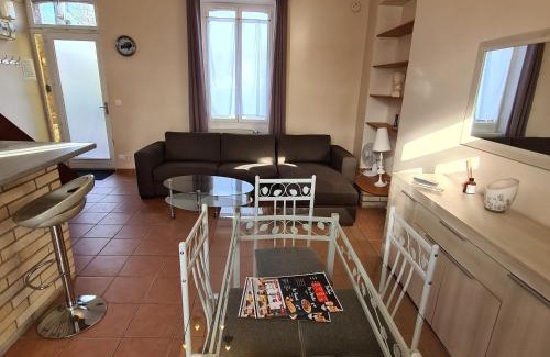 Lorcy Apartment | Charmant duplex avec parking privé et équipements complets, idéalement situé μεταξύ Montargis et Pithiviers - FR-1-590-406