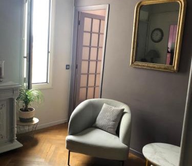 Centre Ville-Gare Apartment | Charmant et calme face gare centrale