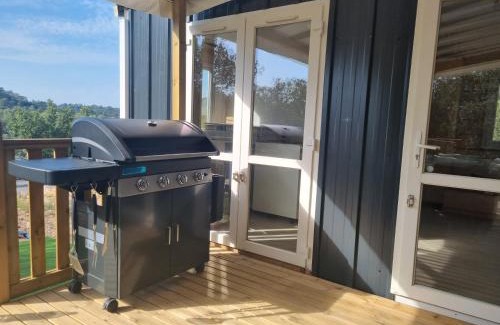 Rocbaron Ski Chalet | Charmant et Spacieux Mobil Home