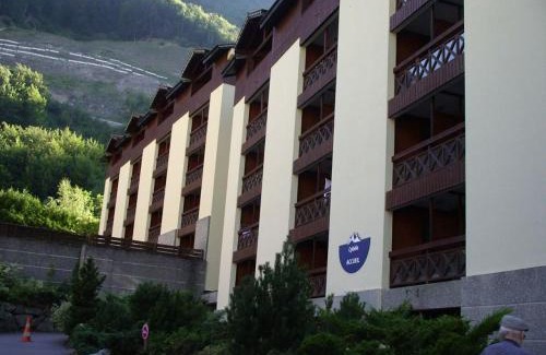 Brides-les-Bains Apartment | Charmant studio avec balcon, WiFi et parking - 4 couchages - Brides-les-Bains - FR-1-512-59