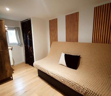 Aubagne Apartment | Charmant Studio Climatisé plein centre d'Aubagne